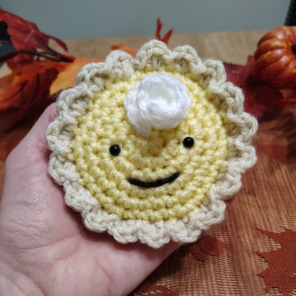 Handmade Crochet Pumpkin, Lemon, Key Lime, Blueberry, OR Cherry Pie 🥧 - Picture 4 of 7